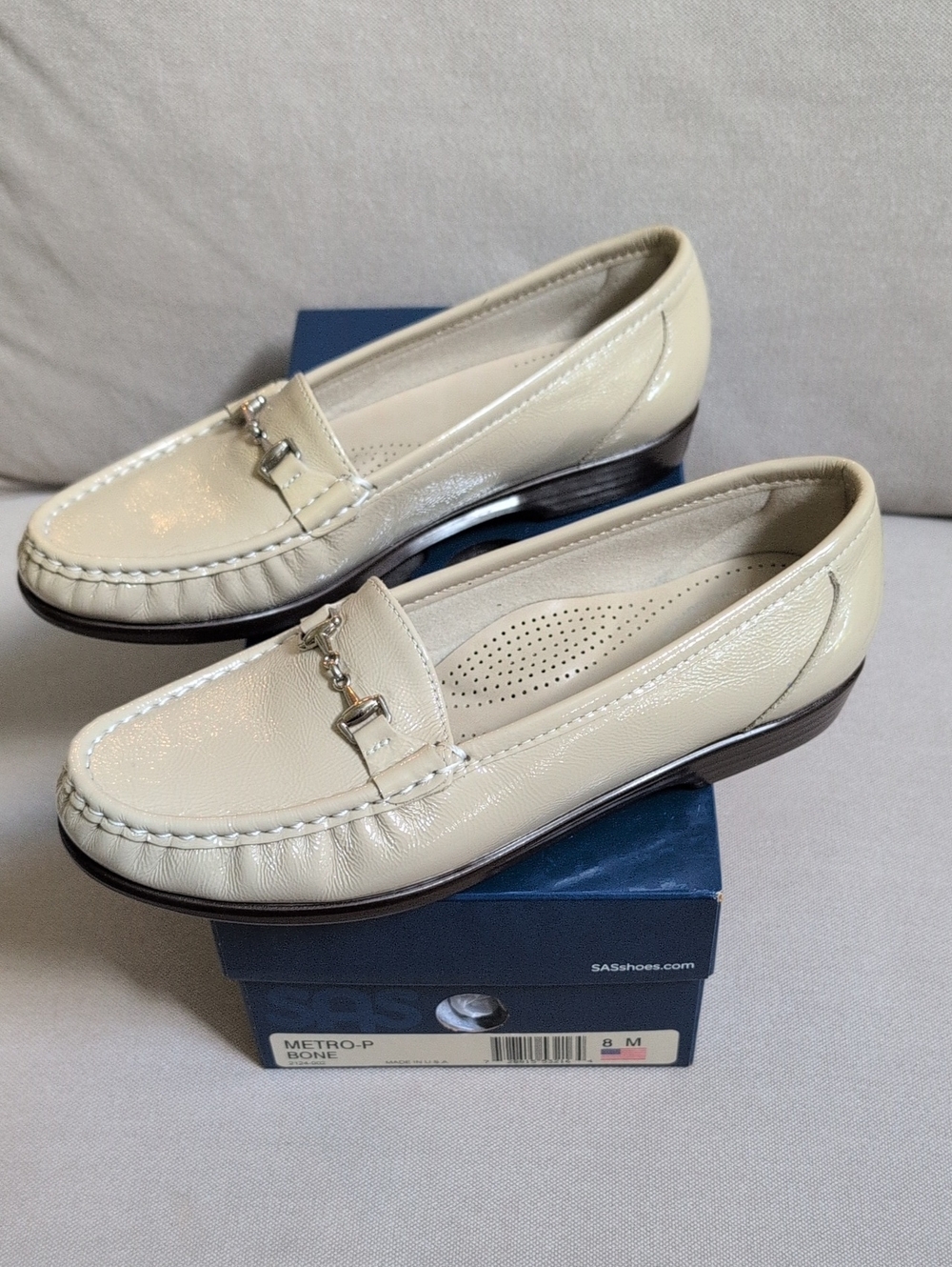 SAS Metro-P Bone Leather Horsebit Slip On Loafer Size 8 New in Box Made in USA